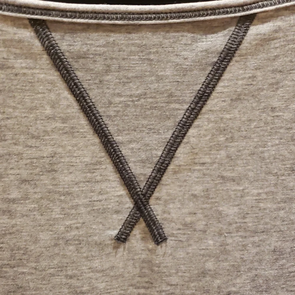 Lucy 2X  gray thirt - Picture 9 of 12